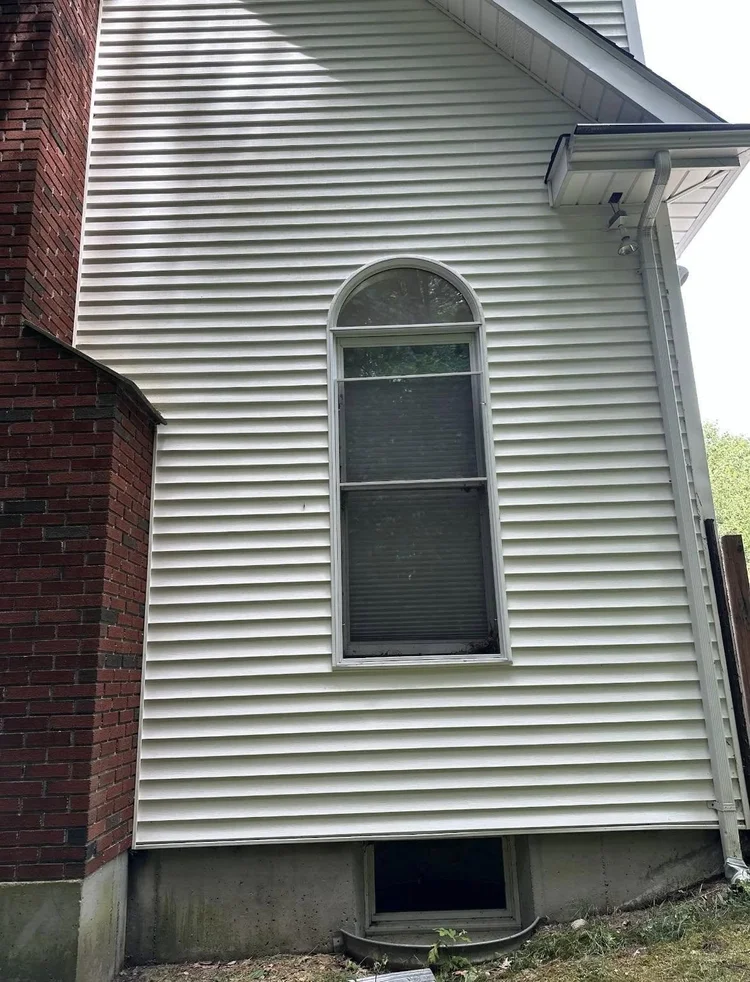 Professional Roof Cleaning & Soft Washing in Framingham, MA 4 487885154 650753414232029 741779789804991109 n