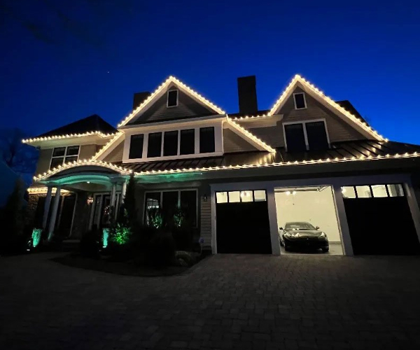 Holiday Lighting & Christmas Light Installation in Massachusetts