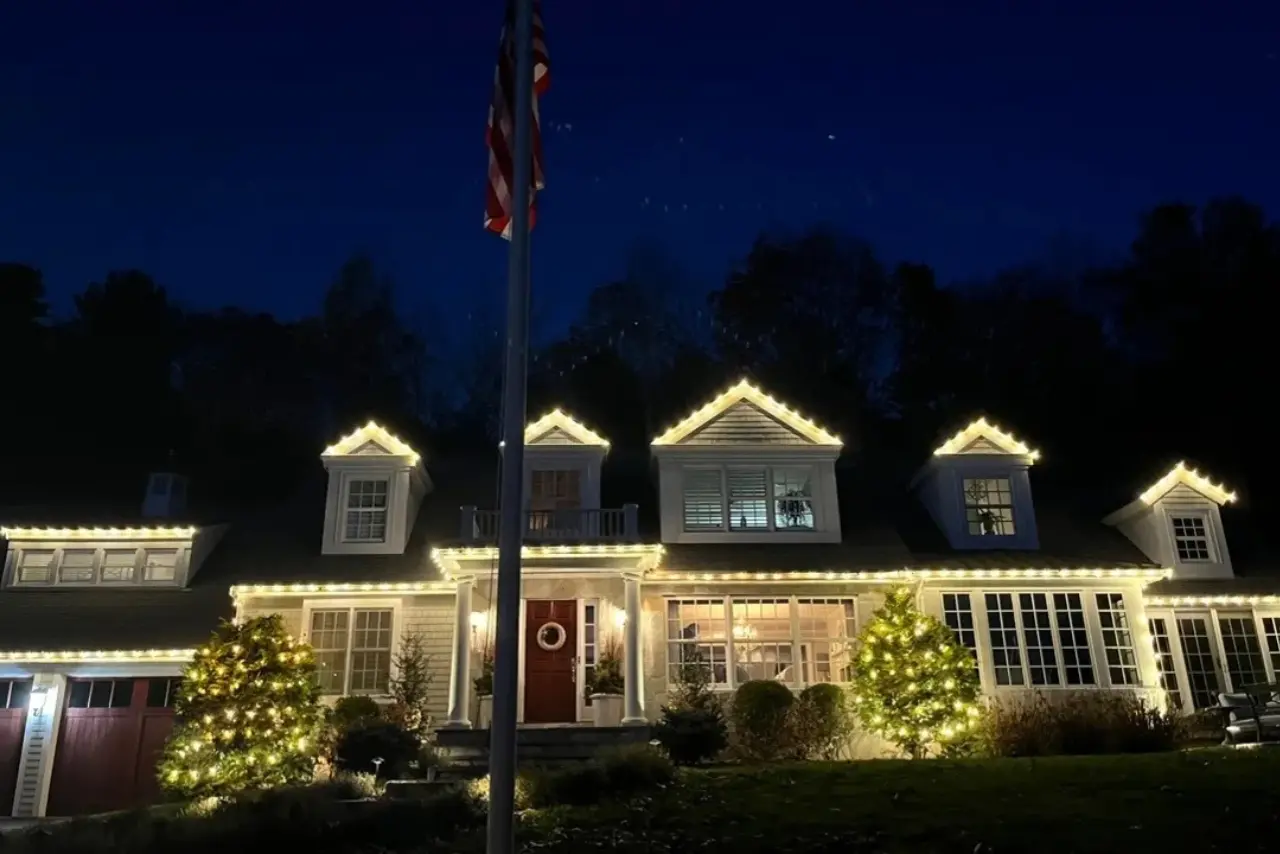 Holiday Lighting Framingham, MA